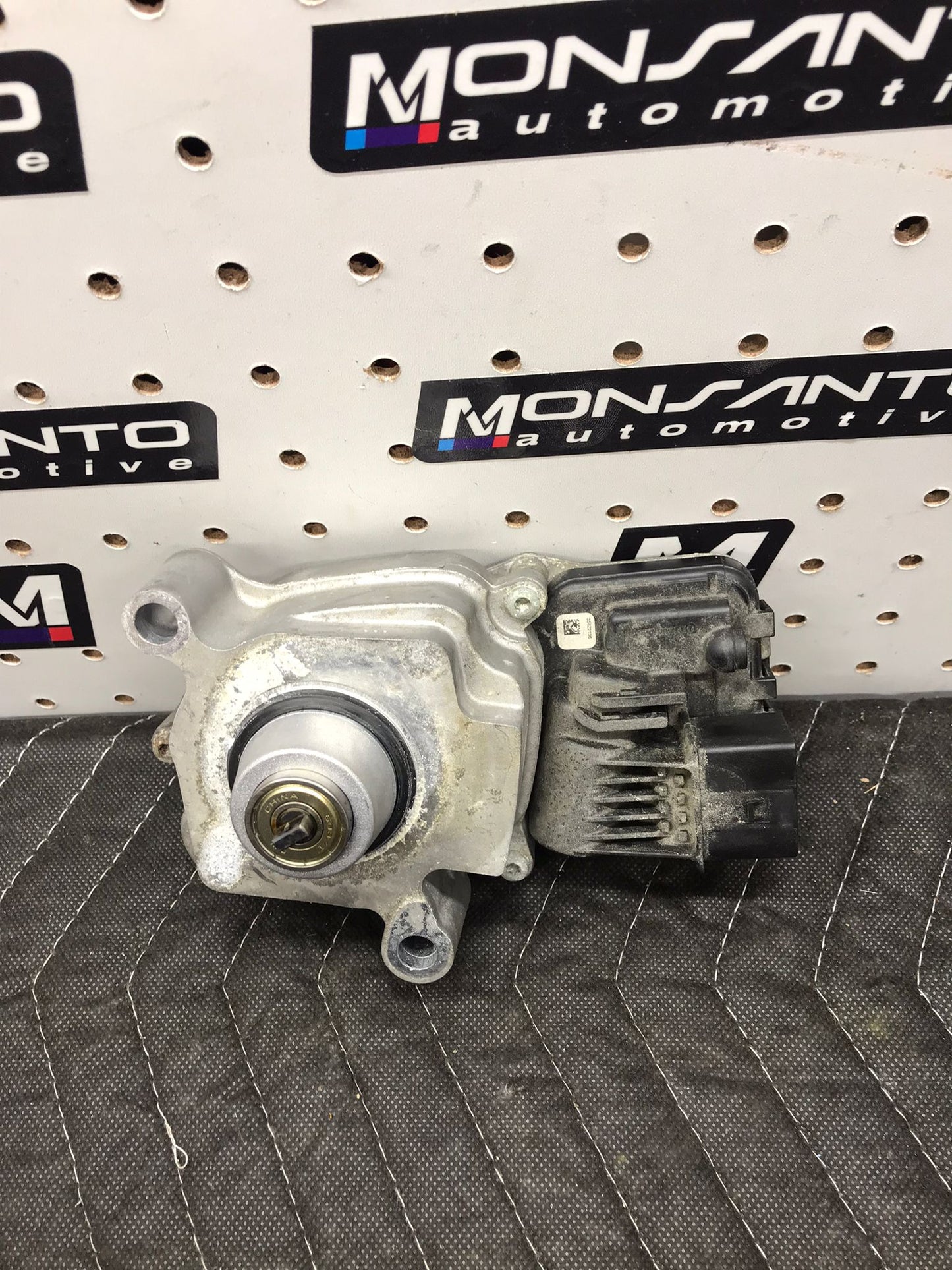 TRANSFER CASE MOTOR 2014-2018 BMW X5 XDRIVE35I F15 SKU 1021