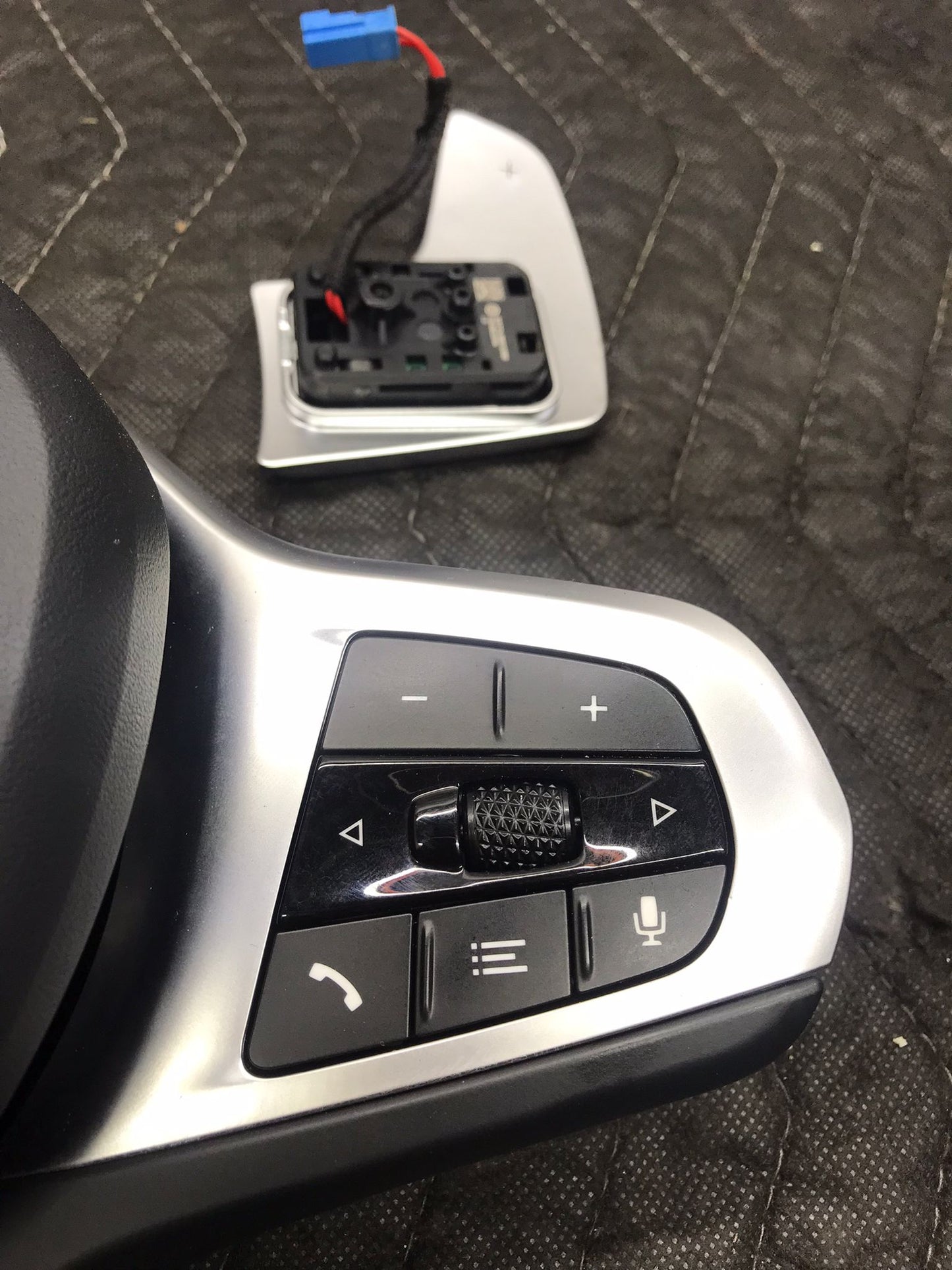 AIRBAG OEM BMW 1 F40 2 F44 G42 3 G20 4 G22 M-TECH TRIM PANEL BUTTONS SWITCHM SPORT LEDERLENKRAD MIT SKU 1108