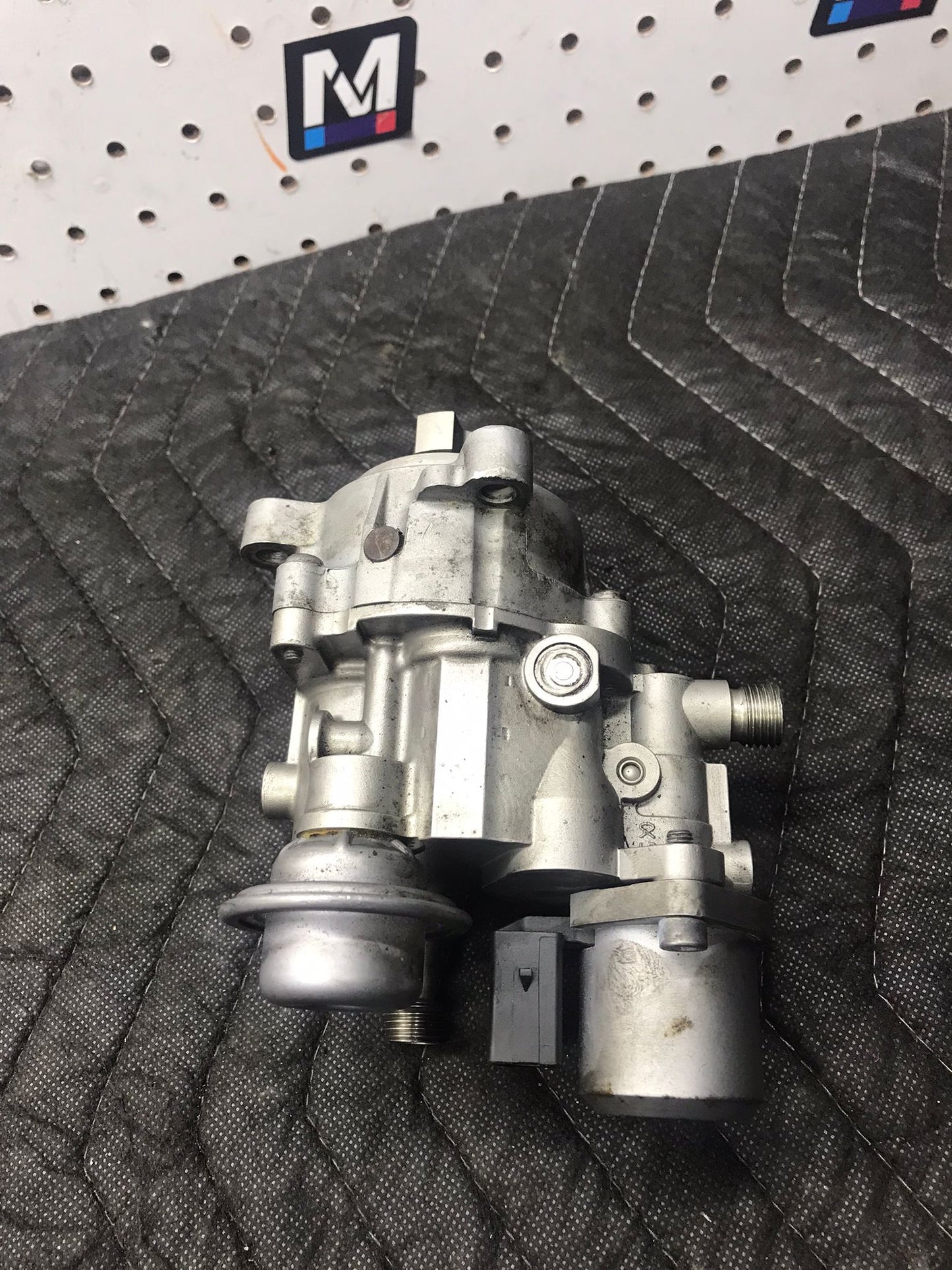 PRESSURE FUEL PUMP BMW E90 E60 E92 F10 N54 N55 OEM SKU 1204