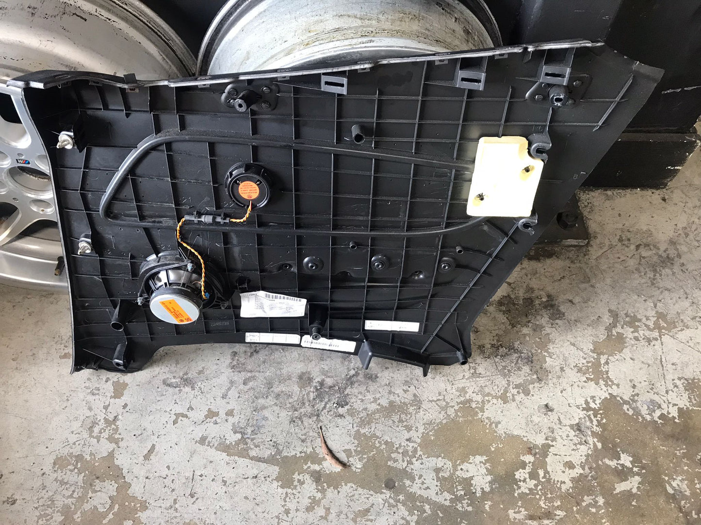 REAR PANEL DOOR SIDE LEFT BMW 128I SERIE 1 E88 OEM SKU 1251
