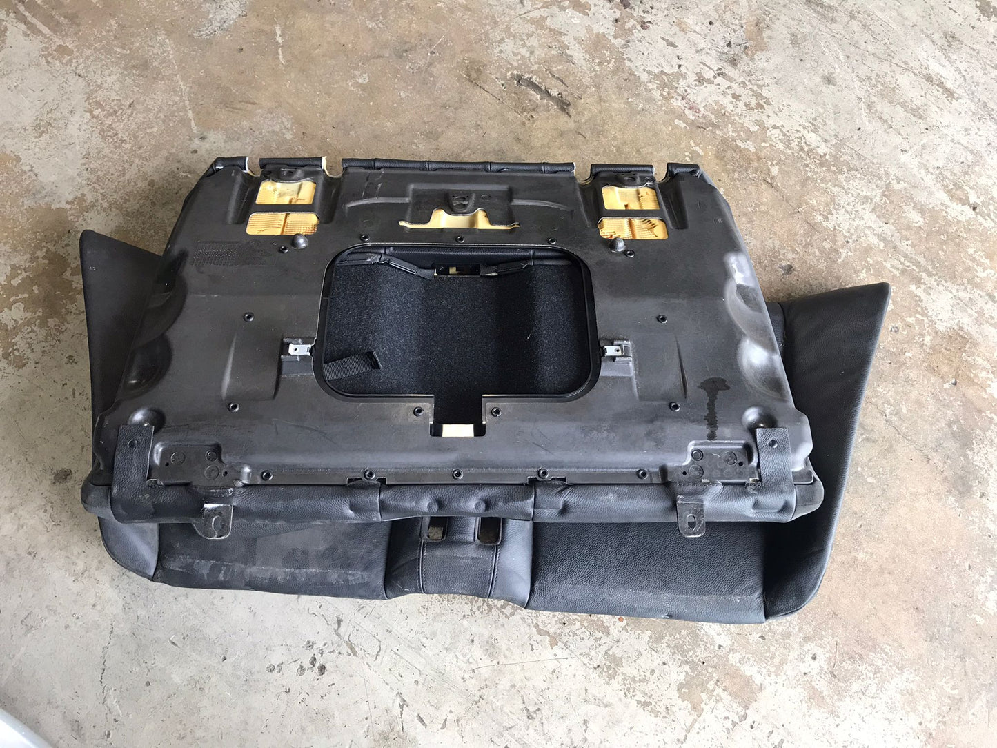 SEAT REAR BLACK BMW SERIE 1 128I OEM E88 SKU 1253