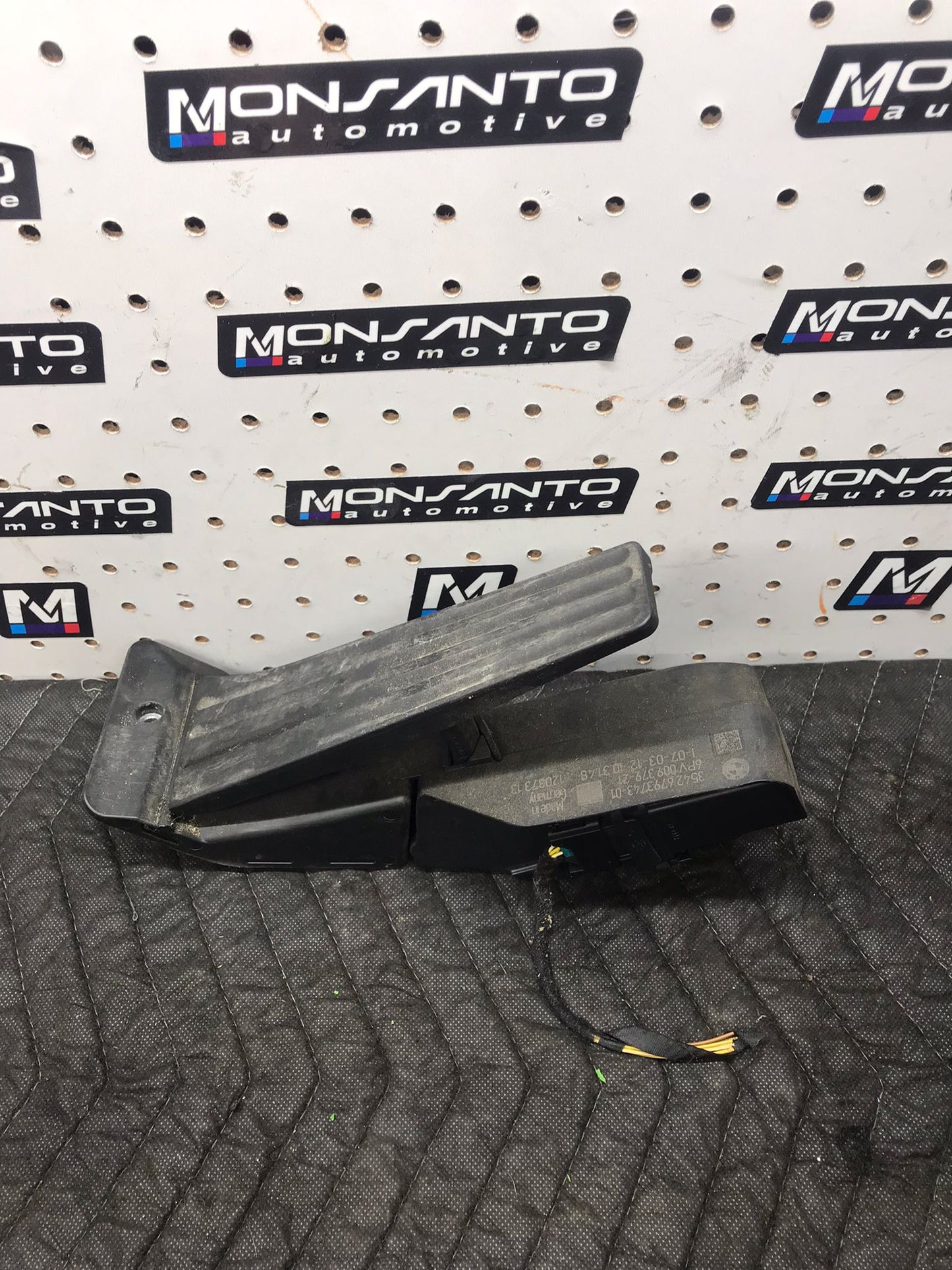 ACCELERATOR PEDAL FOR BMW E81 E81 E87 E88 1 SERIES SKU 1267