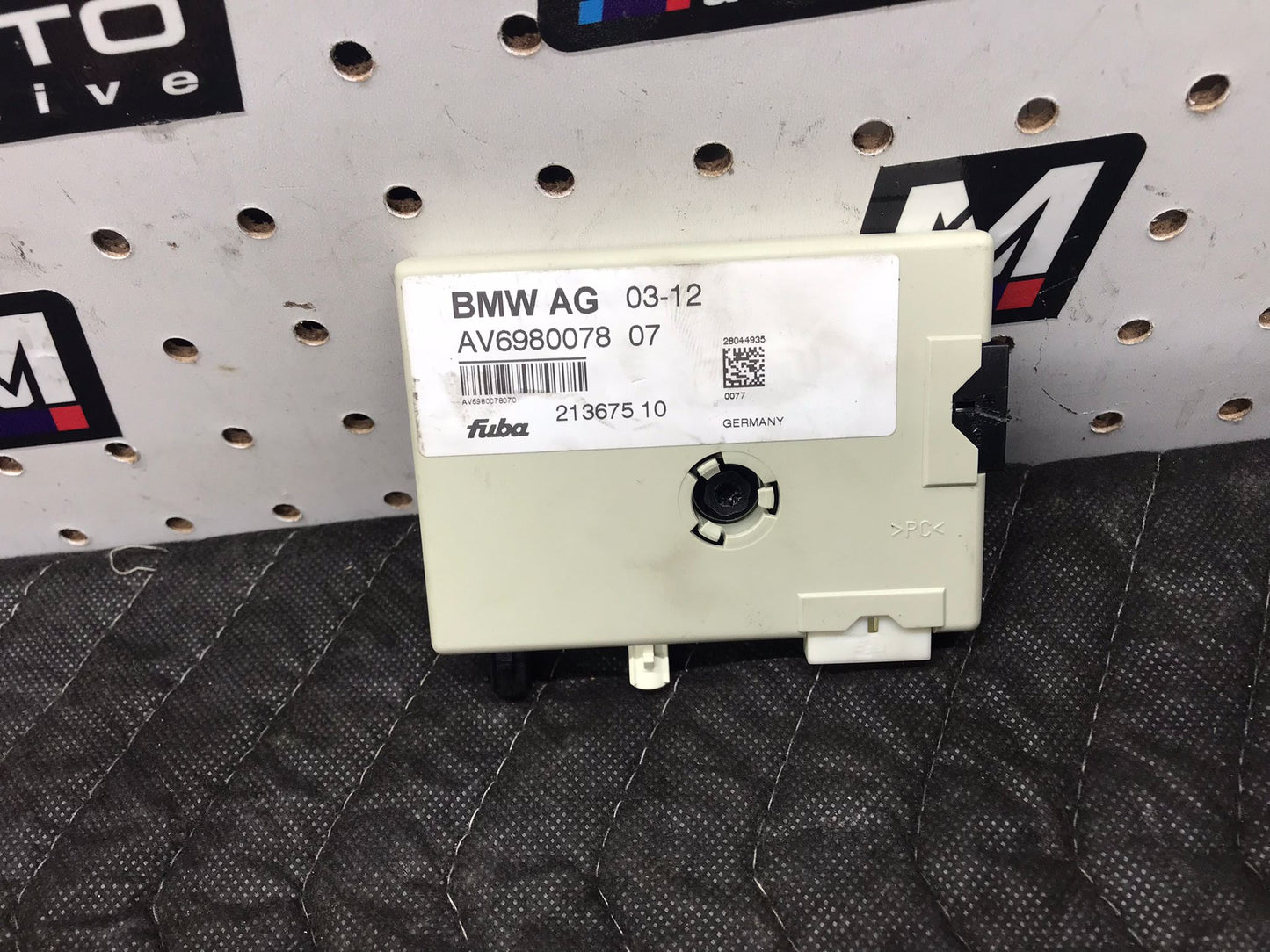 BMW 1 SERIES E88 AERIAL DIVERSITY ANTENNA AMPLIFIER AMP MODULE UNIT SKU 1270
