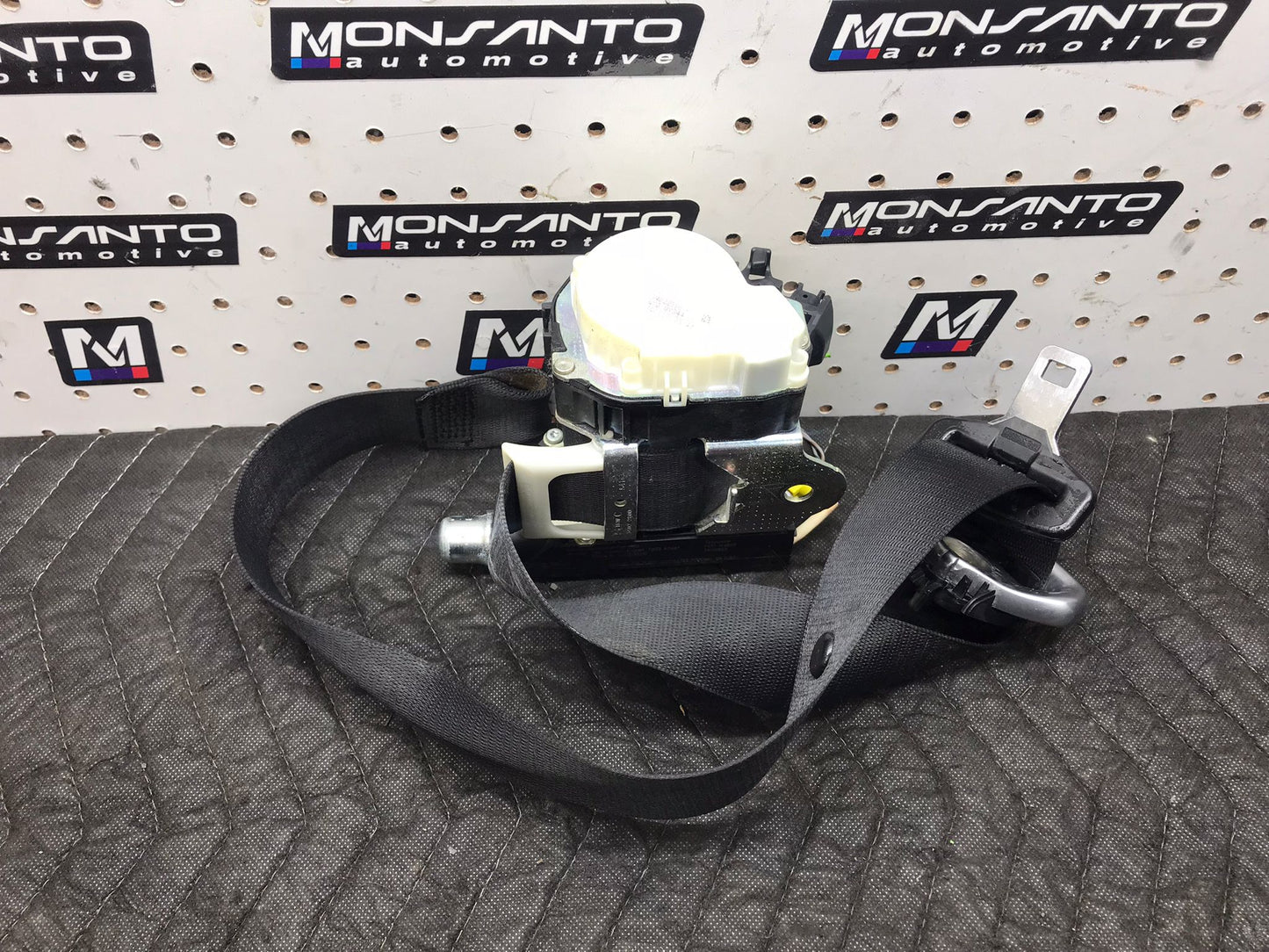 SEAT BELT FRONT BUCKET PASSENGER RETRACTOR FITS 08-13 BMW 128I 135I E88 OEM SKU 1292