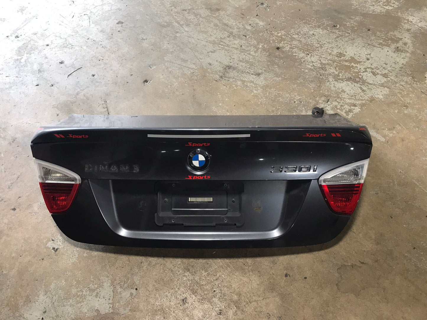 TRUNK BMW 330I BMW E90 SEDAN OEM GREY SKU 1319