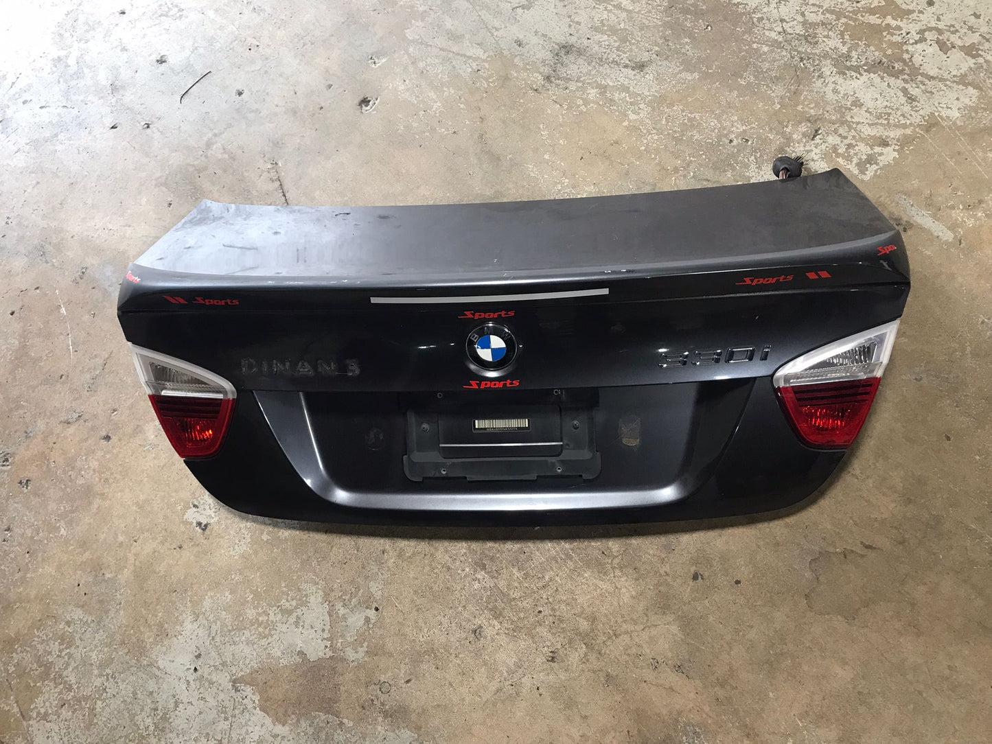TRUNK BMW 330I BMW E90 SEDAN OEM GREY SKU 1319
