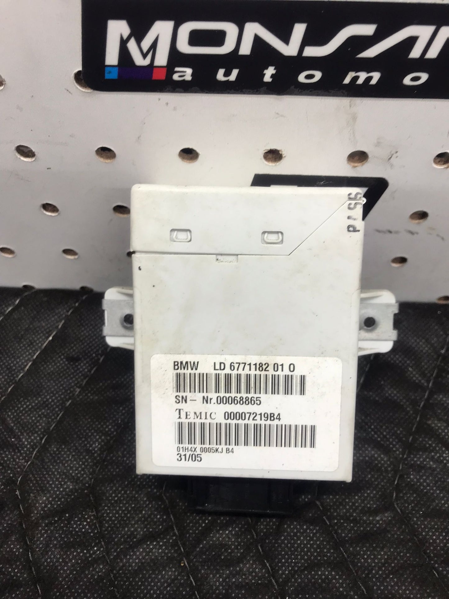 06-08 BMW E90 E91 3 SERIES LONGITUDINAL DYNAMIC CRUISE CONTROL MODULE OEM SKU 1331