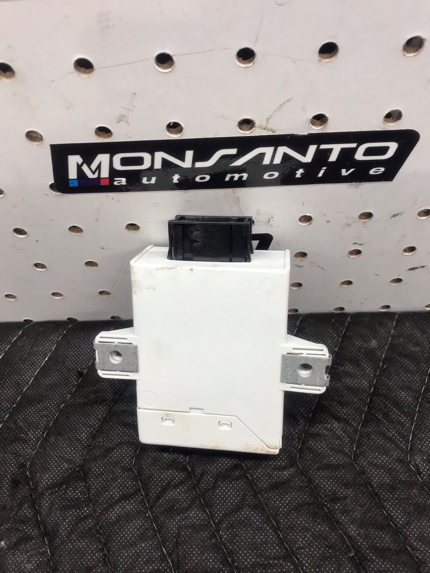 06-08 BMW E90 E91 3 SERIES LONGITUDINAL DYNAMIC CRUISE CONTROL MODULE OEM SKU 1331