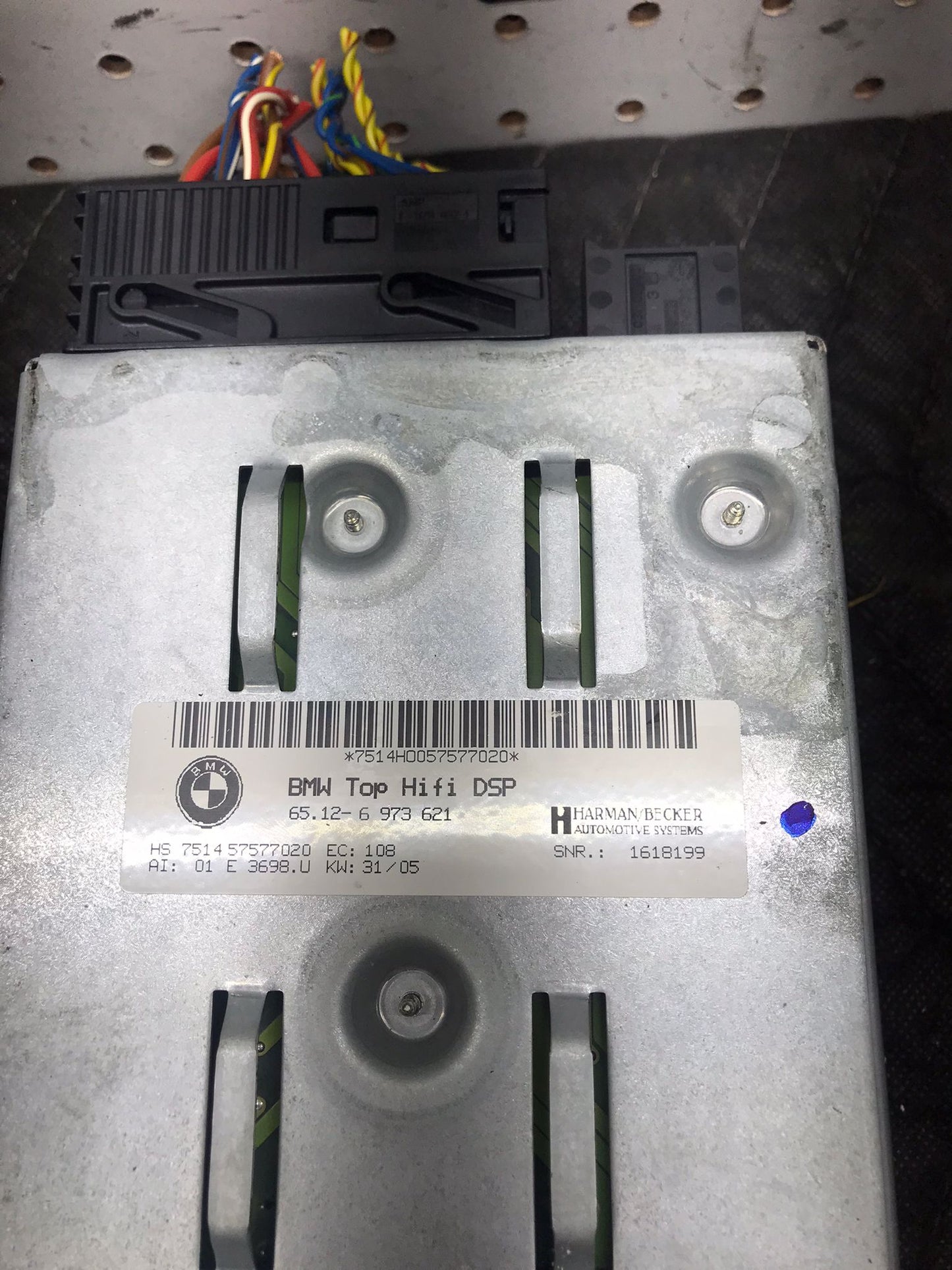 BMW E90 E92 E60 E63 OEM LOGIC HARMAN BECKER TOP HIFI DSP AMP AMPLIFIER SKU 1350