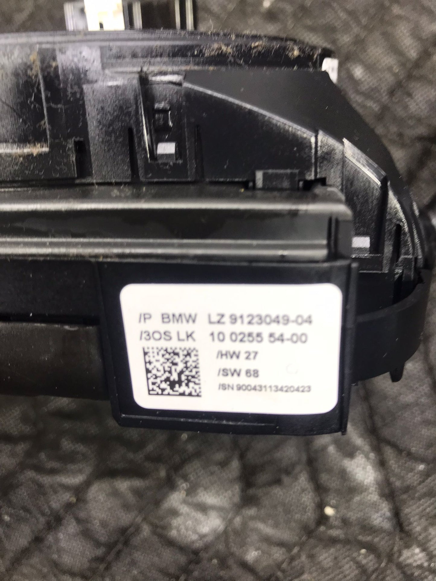 06-13 BMW E90 E92 E93 STEERING SWITCH CONTROL ANGLE SENSOR CLOCK SPRING SKU 1359