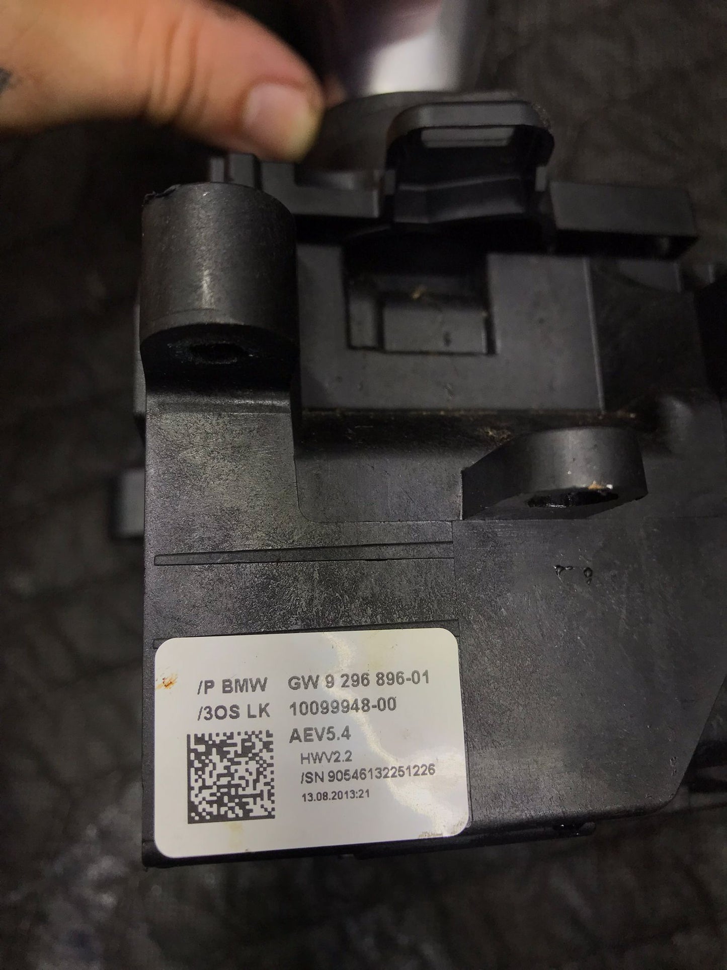 OEM TRANSMISSION SHIFTER GEAR SELECTOR BMW F20 F22 F30 F31 F34 F32 F33 SKU 1369