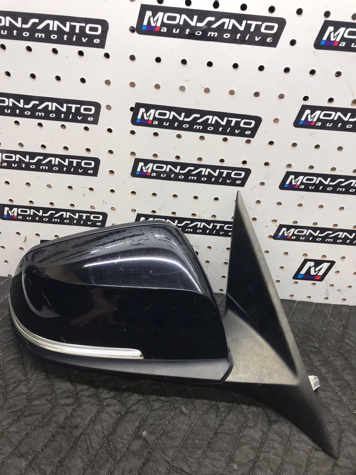 OEM BMW 2012-2018 F30 F31 RIGHT PASSENGER SIDE DOOR MIRROR OEM SKU 1400