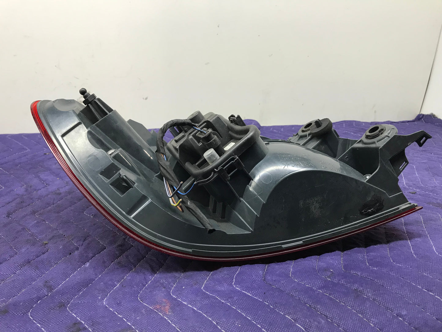 2012-2017 F3X RIGHT REAR TAILLIGHT PASSENGER SIDE PRE LCI SKU 219