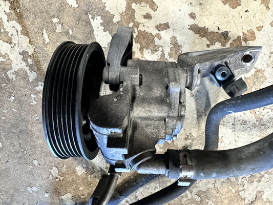 E9X N52 POWER STEERING PUMP  SKU 314