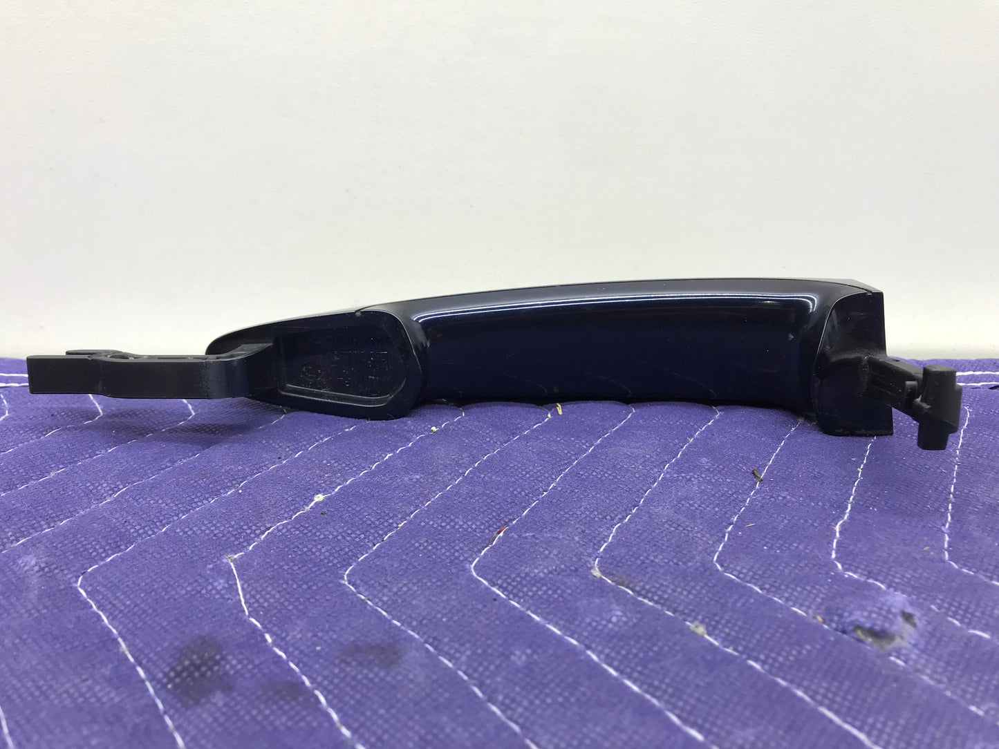 2013-2017 F3X REAR LEFT SIDE EXTERIOR DOOR HANDLE IMPERIALBLAU OEM PRE LCI SKU 81