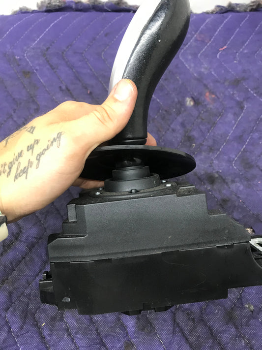 E60 2008 - 2010 AUTOMATIC GEAR SHIFTER SELECTOR  SKU 364