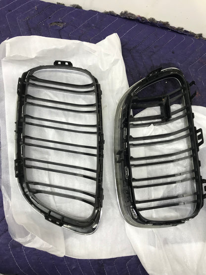 FRONT GRILL CHROME F22 F23 M235 2014-2021 OEM SKU 407