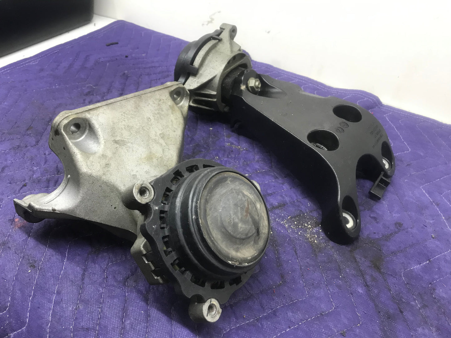 F3X/F2X N20 ENGINE SET MOTOR MOUNTS  SKU 257