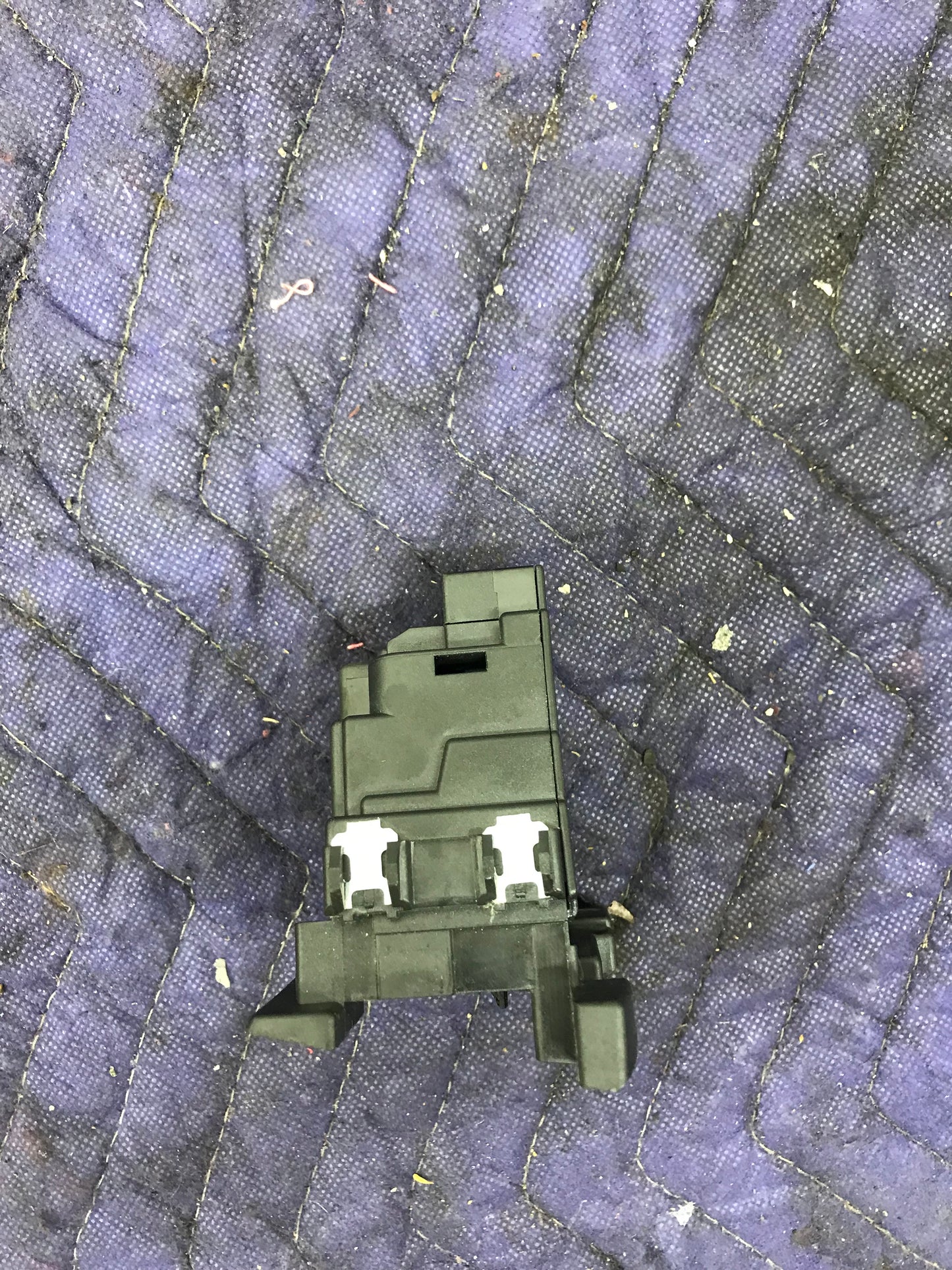 E90 IGNITION STARTER SWITCH OEM SKU 359