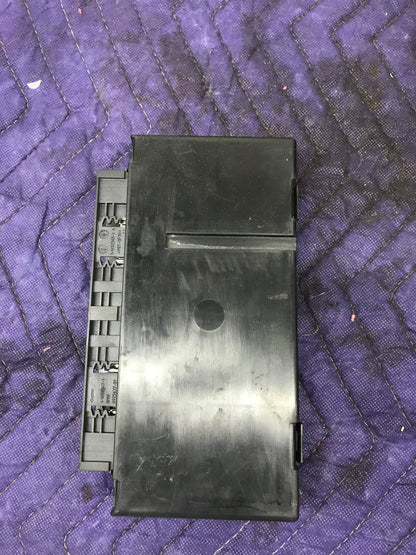 BMW E60 E6X KGM HIGH BODY GATEWAY MODULE PN  SKU 386