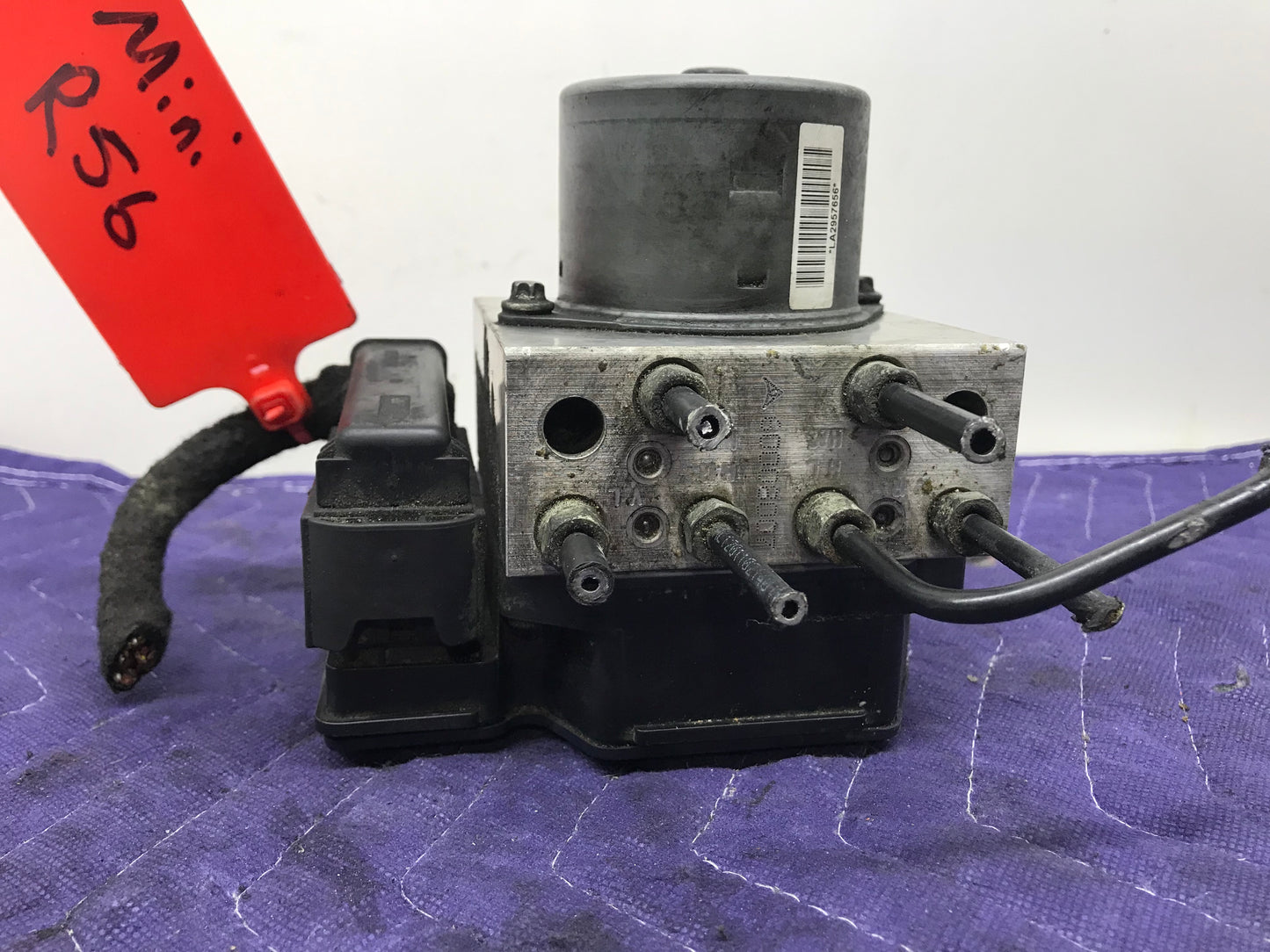 MINI COOPER R56 ABS ANTILOCK BRAKE PUMP MODULE EHCU SKU 161