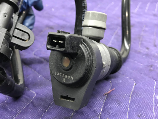 F30 N55 ENGINE FUEL VACUUM VALVE TANK VENTILATION  SKU 210
