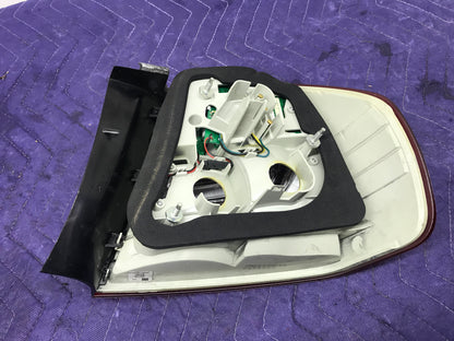 E90 REAR LEFT SIDE TAILLIGHT LCI SKU 216