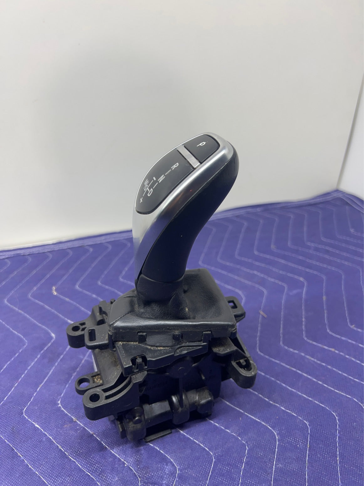 12-20 OEM BMW F22 F30 F32 AUTO TRANSMISSION SHIFTER GEAR SELECTOR SWITCH SPORT