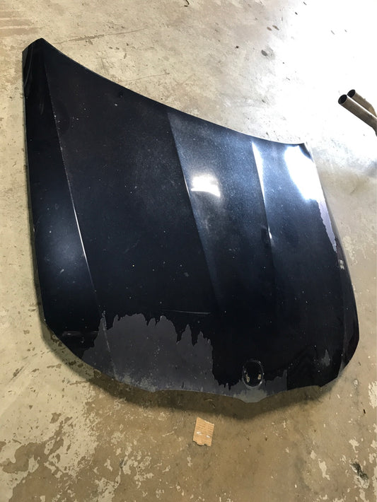 E90 LCI HOOD  SKU 304