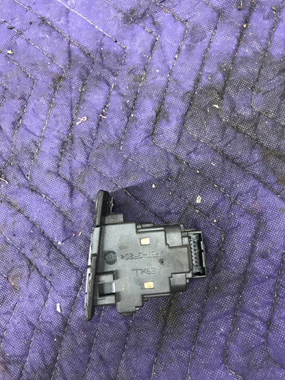 E90 IGNITION STARTER SWITCH OEM SKU 359