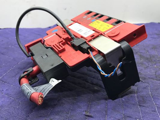 E9X BATTERY POWER DISTRIBUTION JUNCTION FUSE BOX  SKU 280