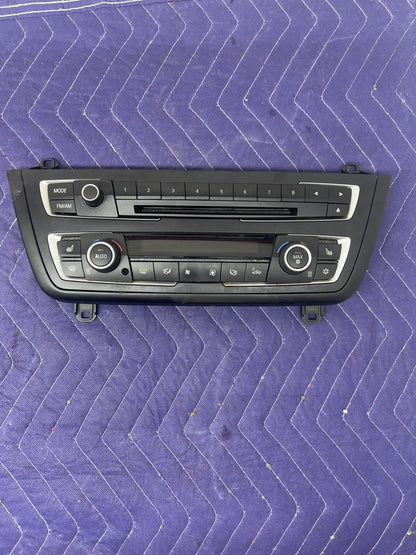 CLIMATE AND RADIO CONTROL SKU 39