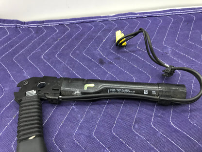 2013-2017 F33 LEFT FRONT DRIVER SEATBELT BUCKLE TENSIONER  SKU 101