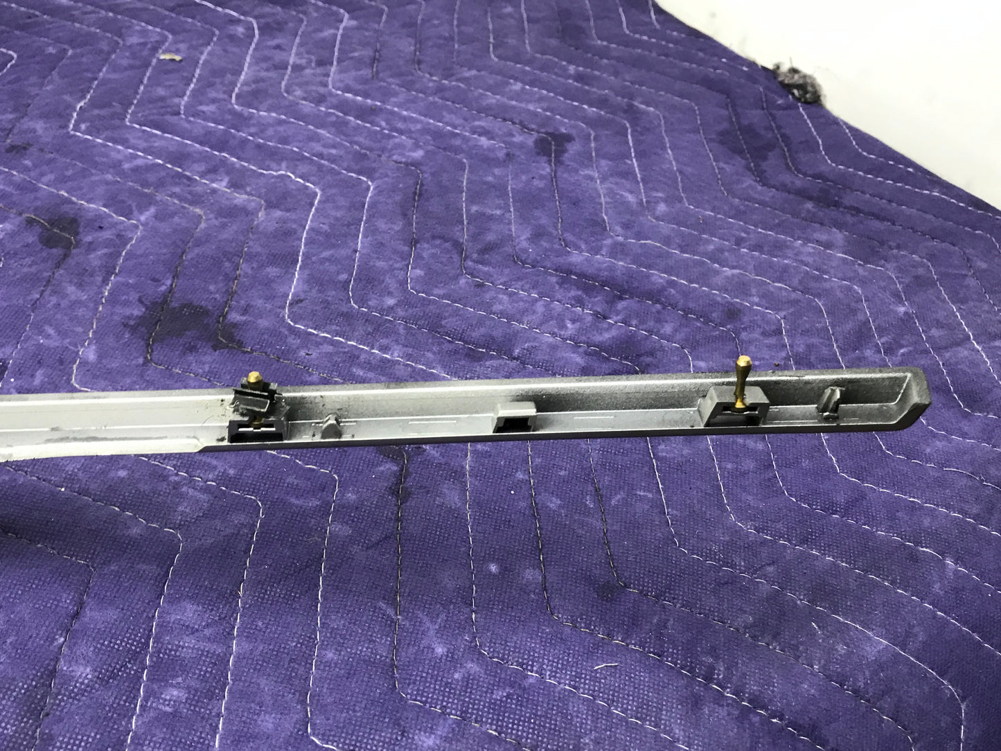 F3X FRONT CENTER DASHBOARD AC AIR VENT TRIM SATINSILBER MATT BEIFAHR  SKU 198