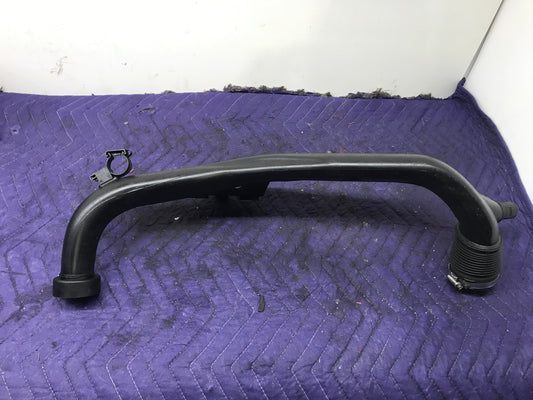 BMW E60 E90 535 2006-2013 AIR INTAKE INDUCTION TURBO INLET OEM  SKU 401