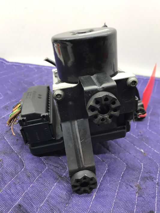 F30 ABS ANTILOCK BRAKE PUMP MODULE  SKU 158