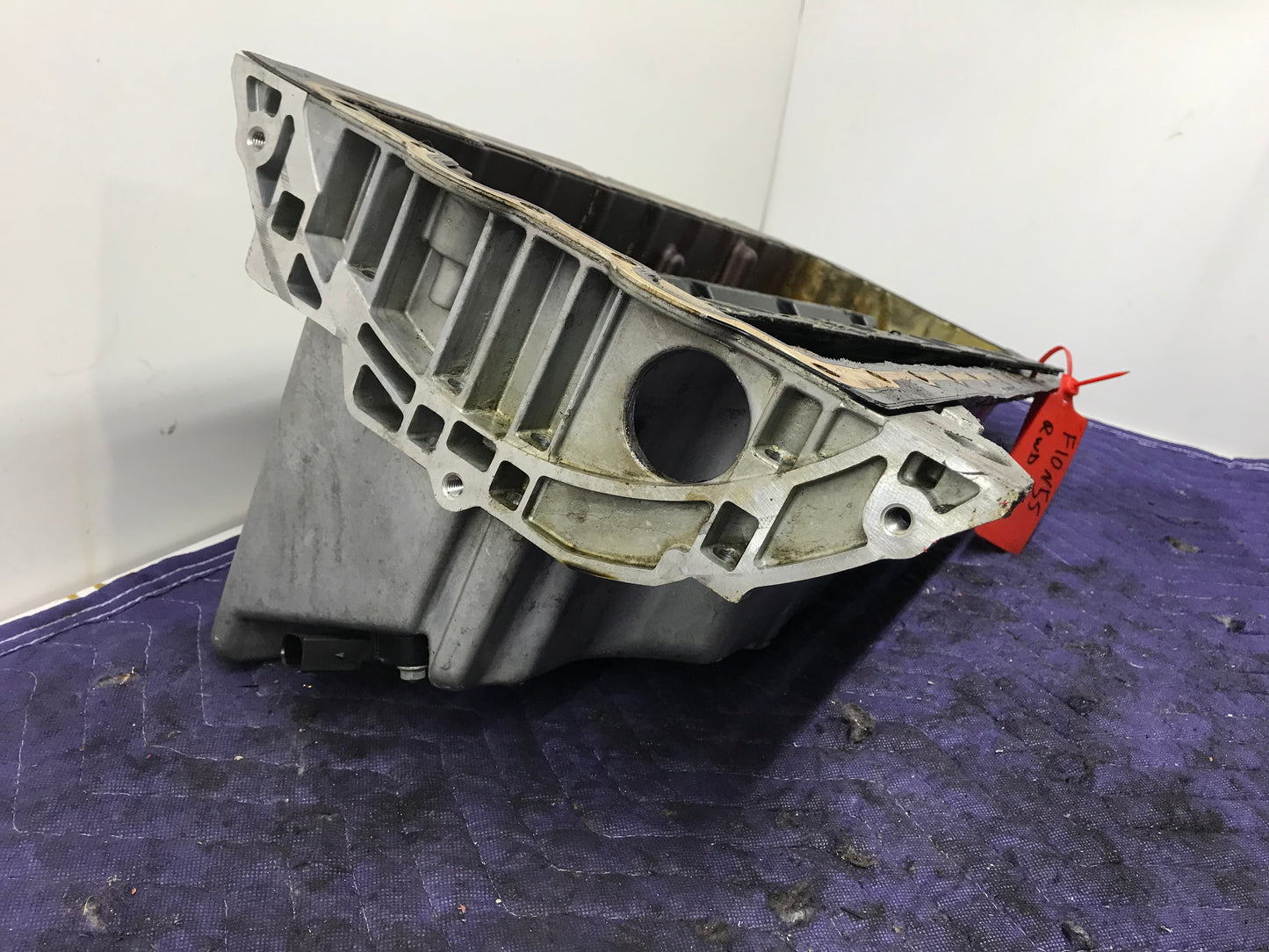 F10 N55 ENGINE OIL PAN RWD  SKU 182
