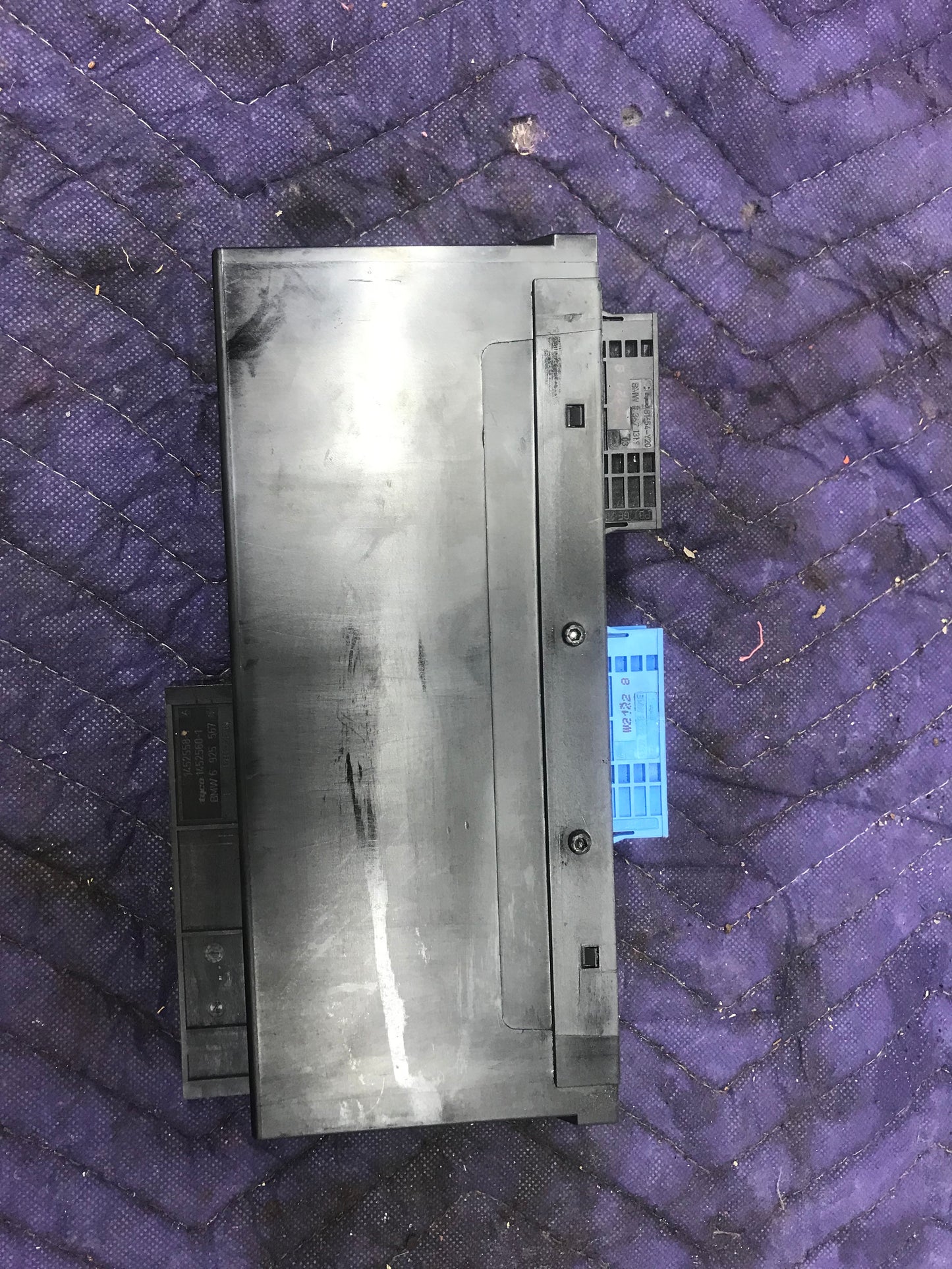 BMW E90 JBBFE2 HIGH 1 - BODY CONTROL UNIT ELECTRONIC JUNCTION BOX  SKU 348
