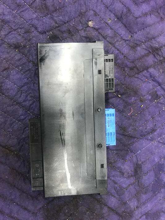 BMW E90 JBBFE2 HIGH 1 - BODY CONTROL UNIT ELECTRONIC JUNCTION BOX  SKU 348
