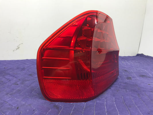 E90 REAR LEFT SIDE TAILLIGHT LCI SKU 216