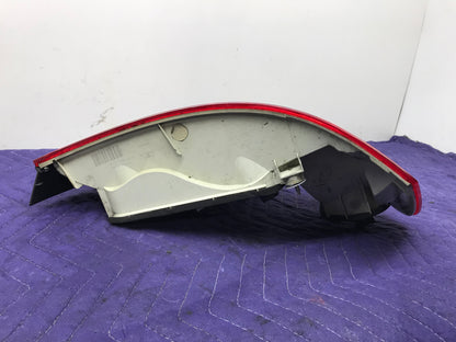 2006-2013 E88/E82 REAR RIGHT TAILLIGHT PASSENGER SIDE  SKU 220
