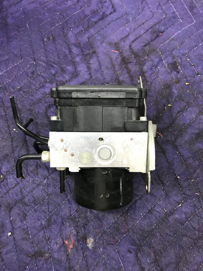 E90 E82 E88 E92 ABS ANTI LOCK BRAKE PUMP  SKU 354