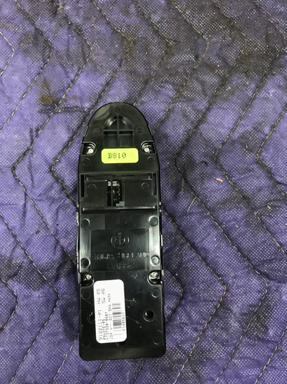 BMW E60 2010 DRIVER FRONT WINDOW SWITCH FOLD MIRROR  SKU 383