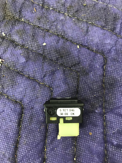 BMW E90 E60 E63 TRUNK LID UNLOCK RELEASE SWITCH OPEN BUTTON  SKU 360