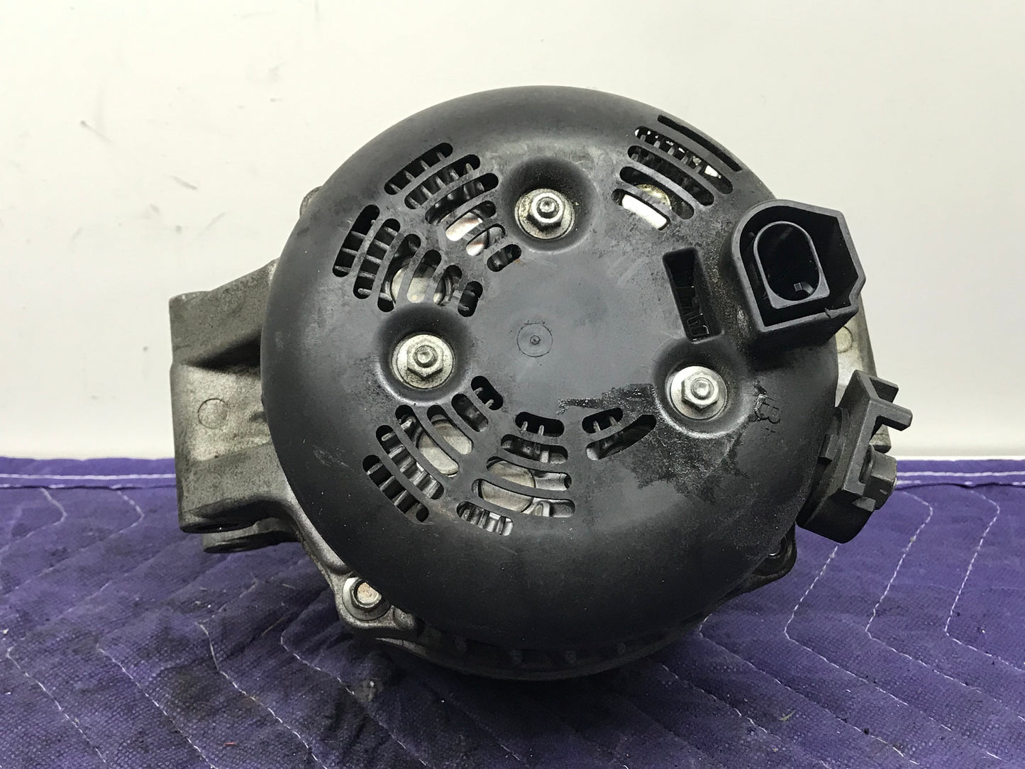 N55 ENGINE ALTERNATOR DENSO 215A SKU 170