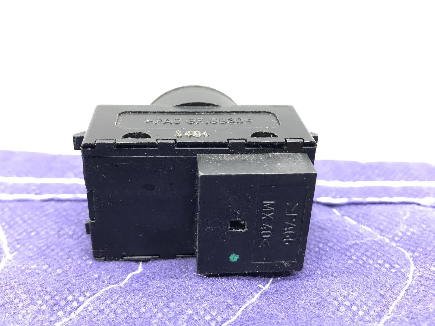 2012-2018 F30 DRIVER FRONT SEAT LUMBAR SWITCH SKU 114