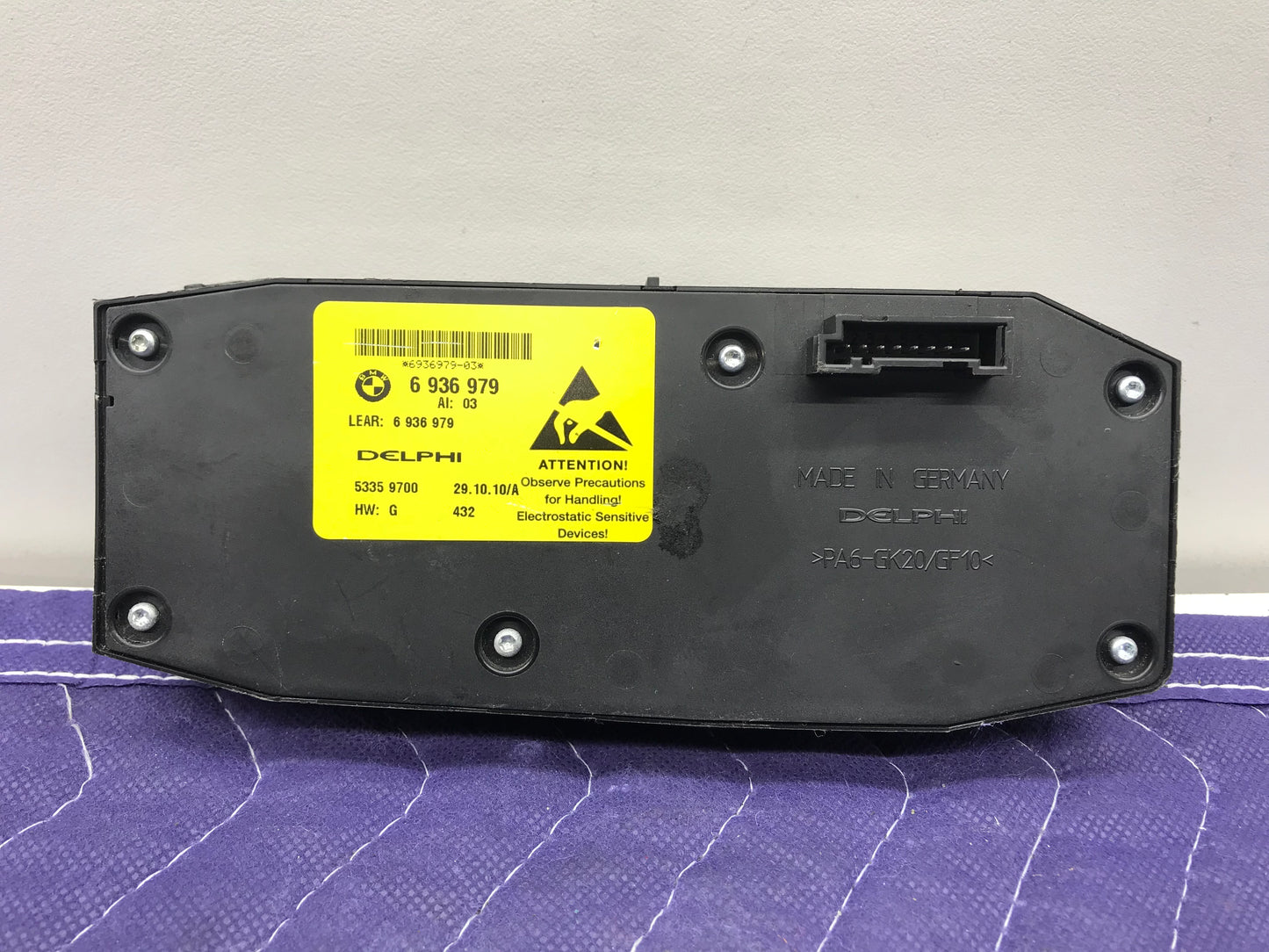 2008-2013 F9X FRONT POWER DRIVER SEAT SWITCH DELPHI  SKU 98