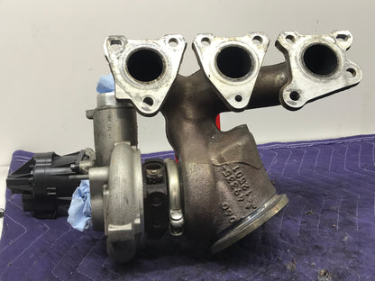F8X S55 ENGINE TURBO TURBOCHARGER CYLINDERS 1-3 W/MANIFOLD SKU 169