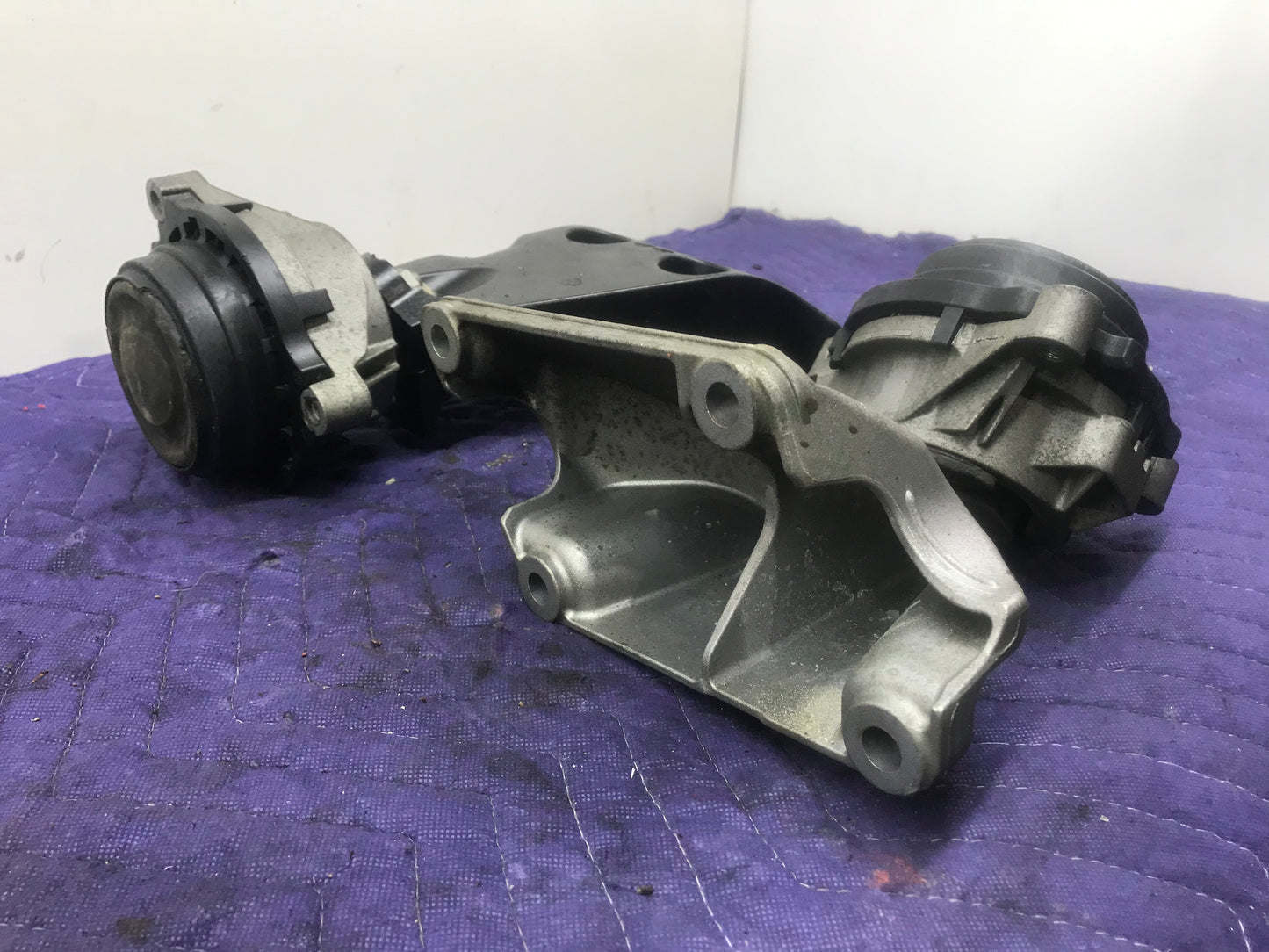 F3X/F2X N20 ENGINE SET MOTOR MOUNTS  SKU 257