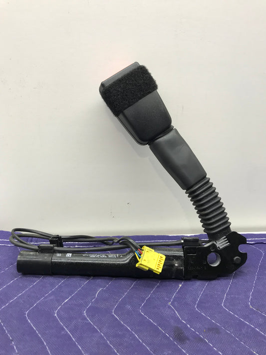 2013-2017 F33 RIGHT FRONT PASSENGER SEATBELT BUCKLE TENSIONER  SKU 102
